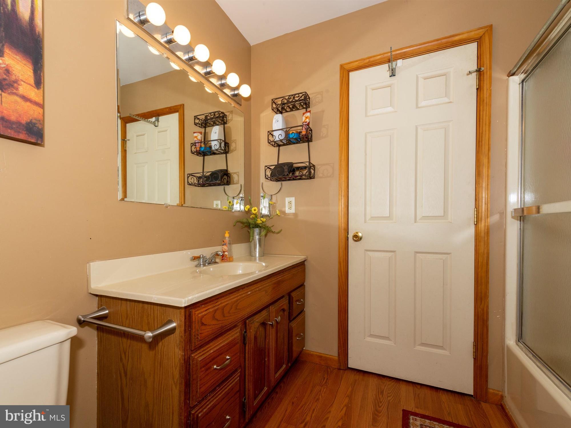 DENVER/REINHOLDS - Residential