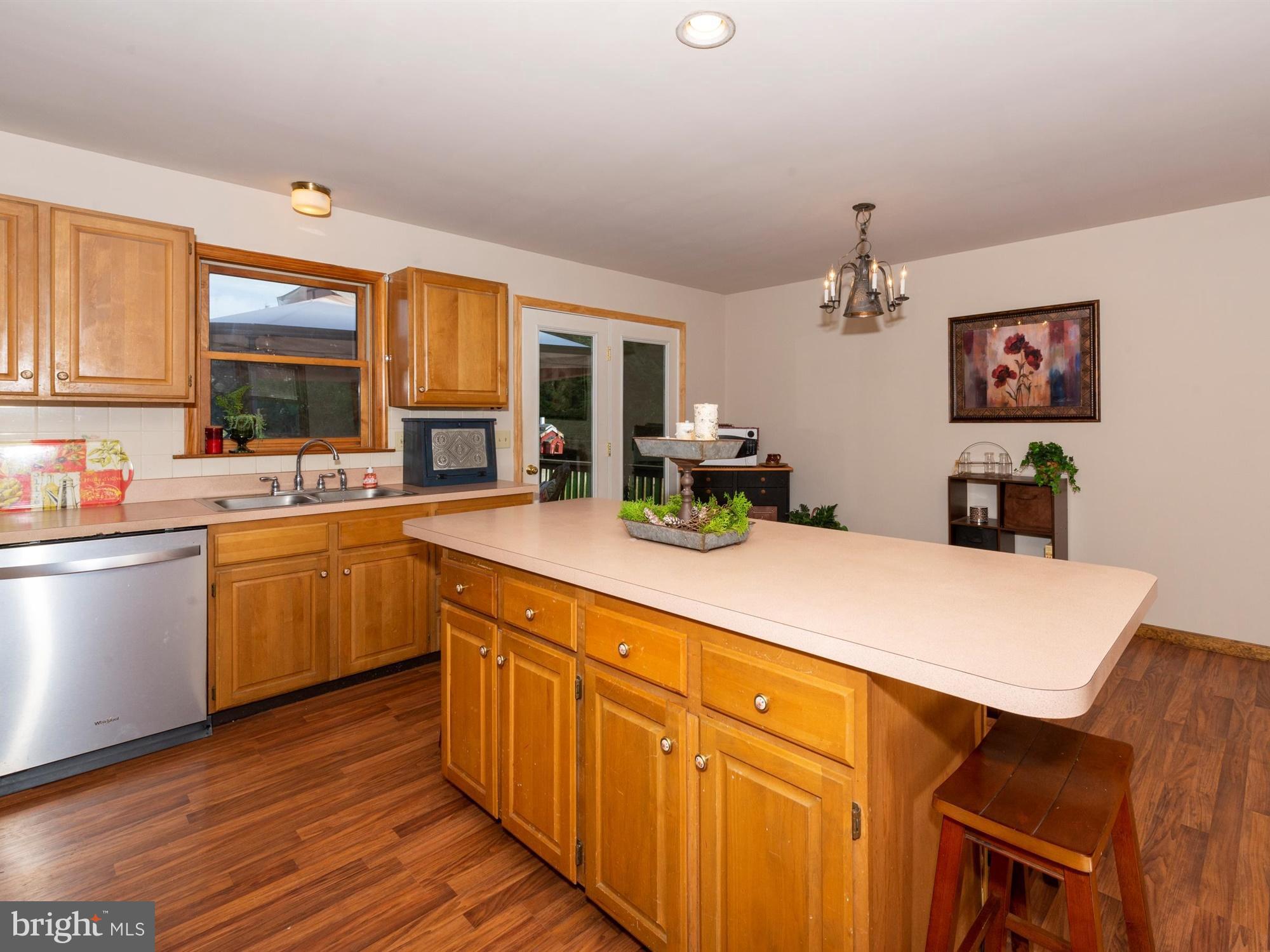 DENVER/REINHOLDS - Residential