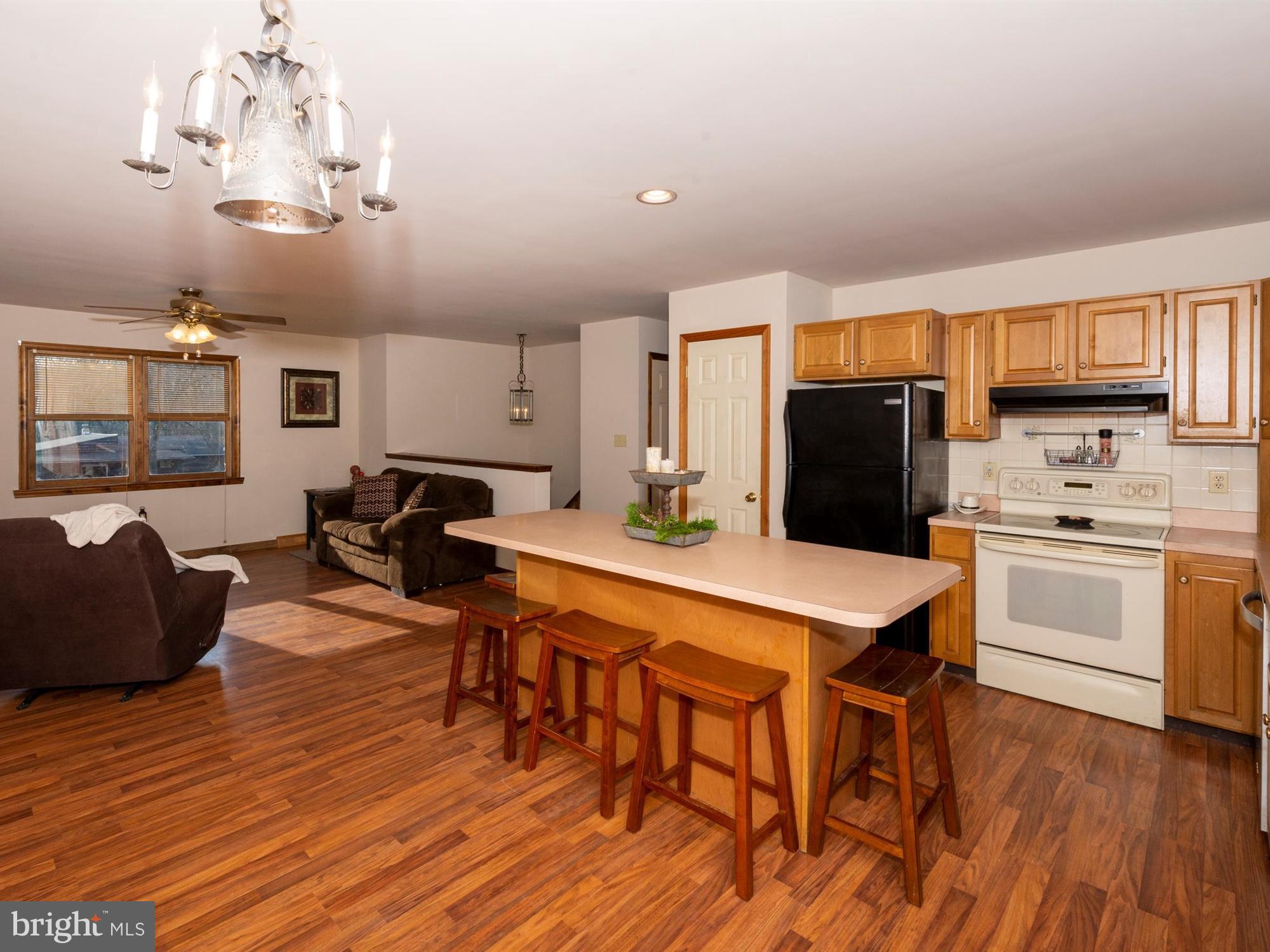 DENVER/REINHOLDS - Residential