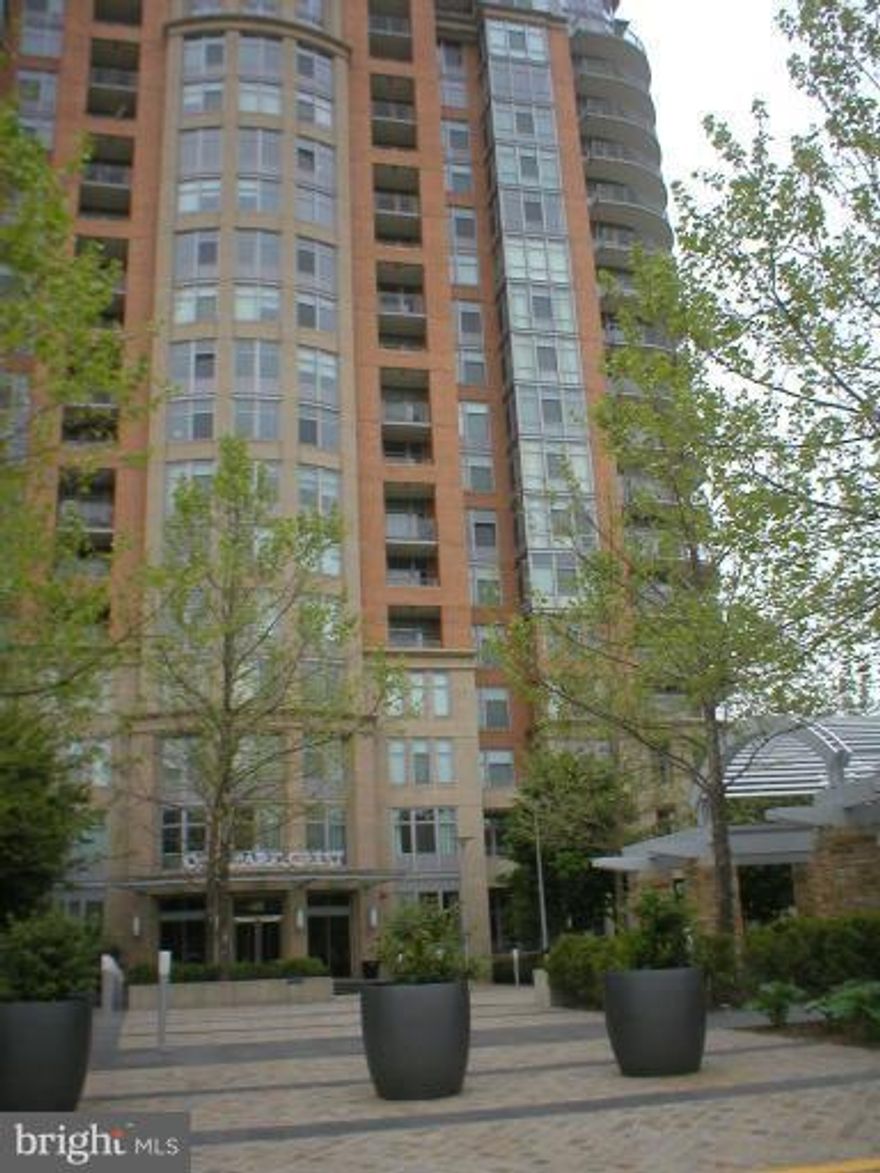 Tastefully Appointed 12th floor Furnished Unit. Unobstructed East Facing views from your Balcony! Everything you need here including linens, kitchen gadgets, dishes and Pots & Pans. 1 Underground Parking Space.  Additional Storage Unit. Pets on a case by case basis. Starbucks and Grocery just steps away.  Enjoy all the amenities of One Park Crest.