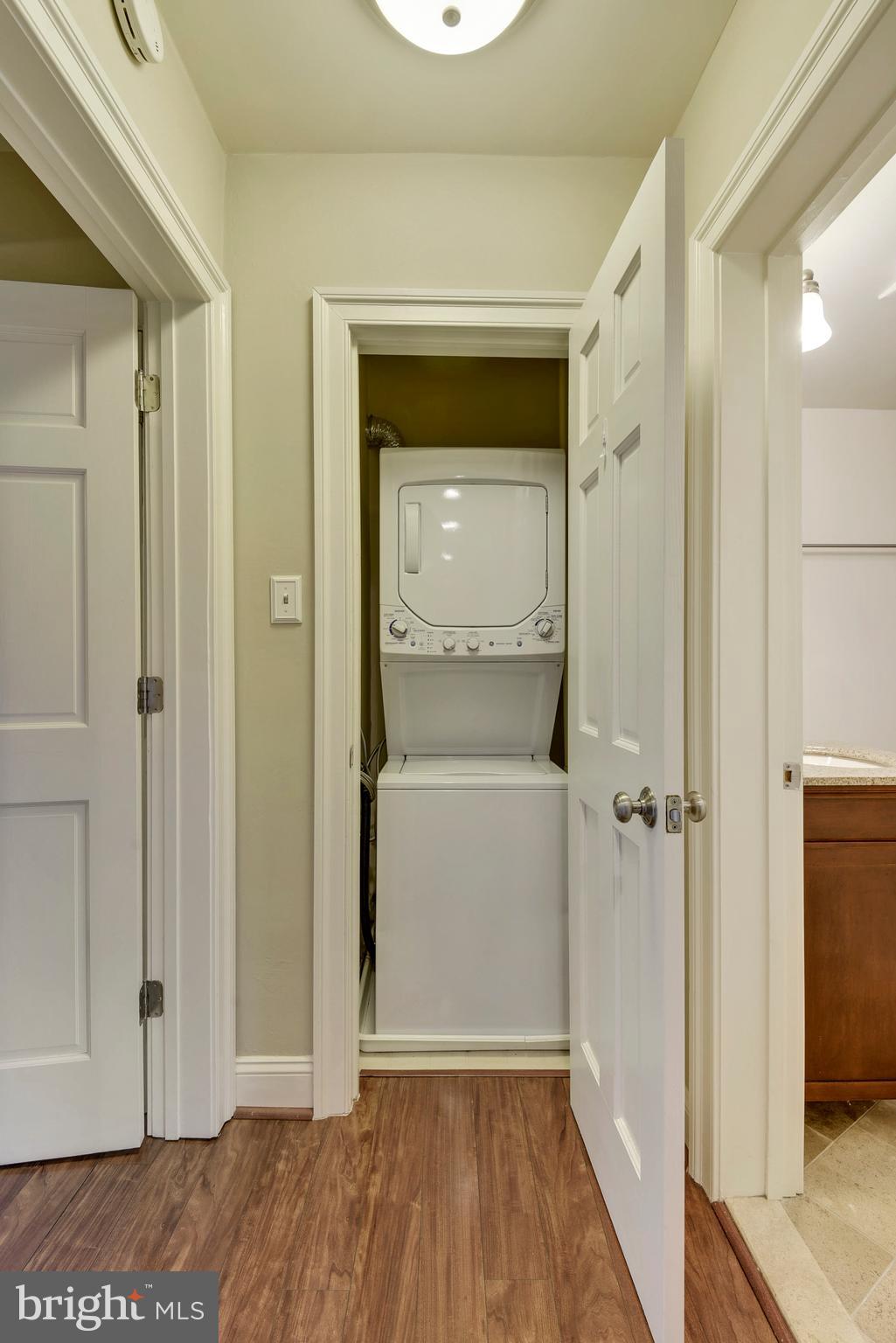 POTOWMACK CROSSING - Residential Lease