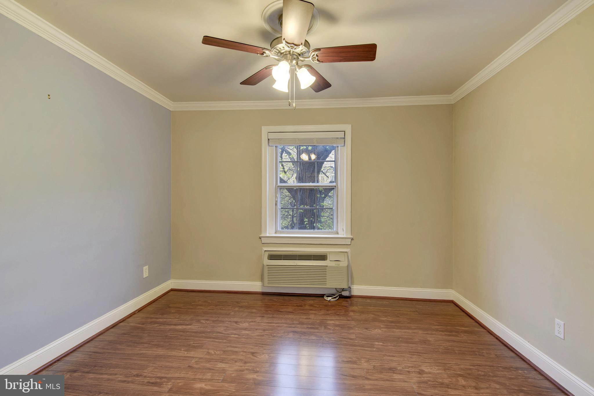 POTOWMACK CROSSING - Residential Lease