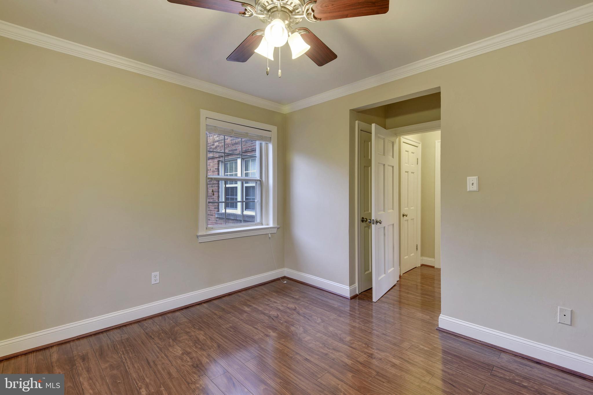 POTOWMACK CROSSING - Residential Lease