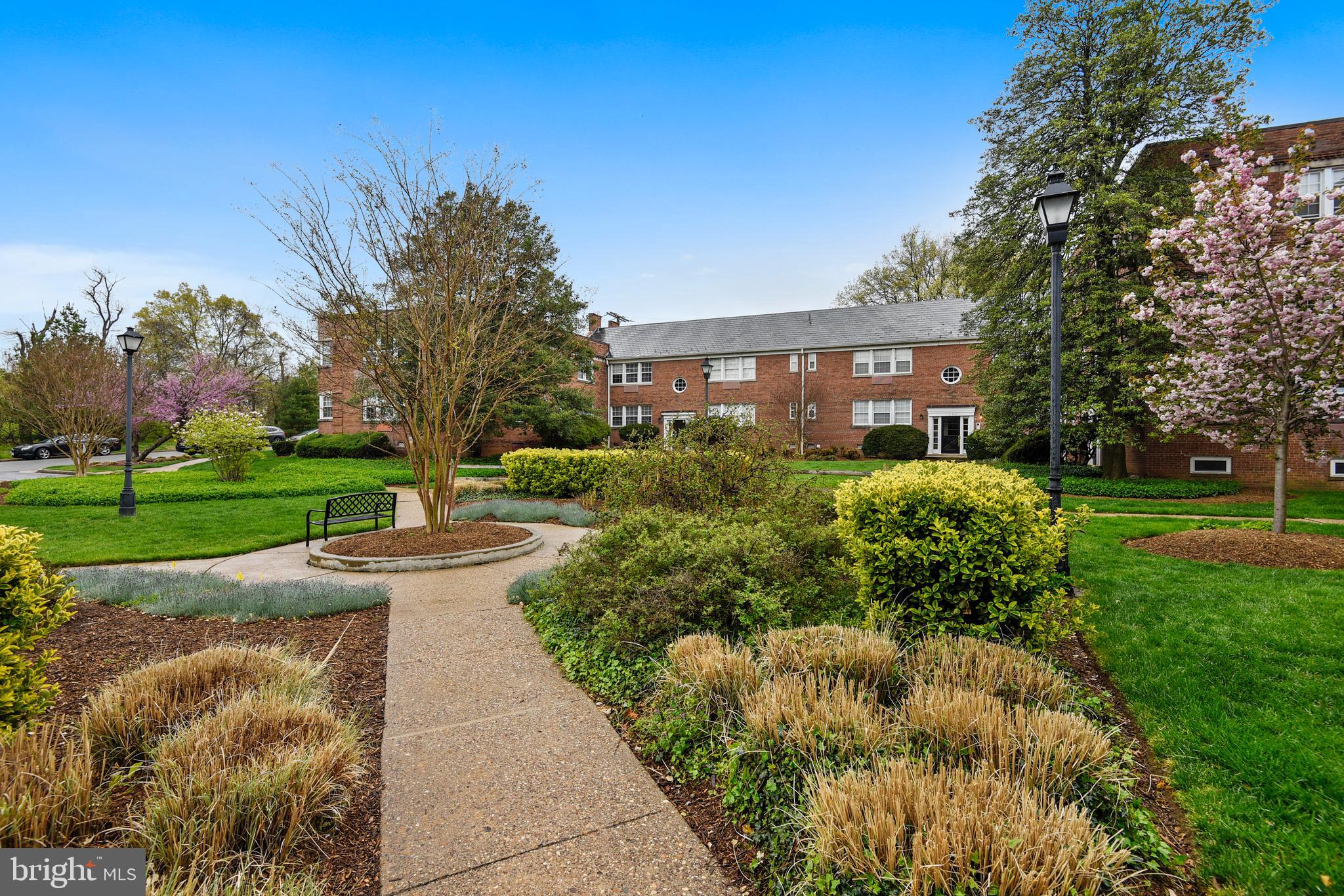 POTOWMACK CROSSING - Residential Lease