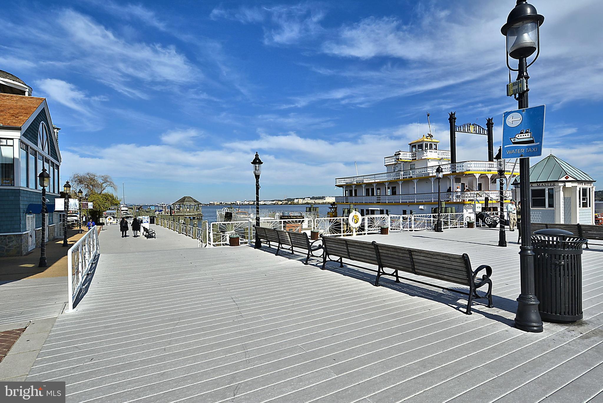 POTOWMACK CROSSING - Residential Lease