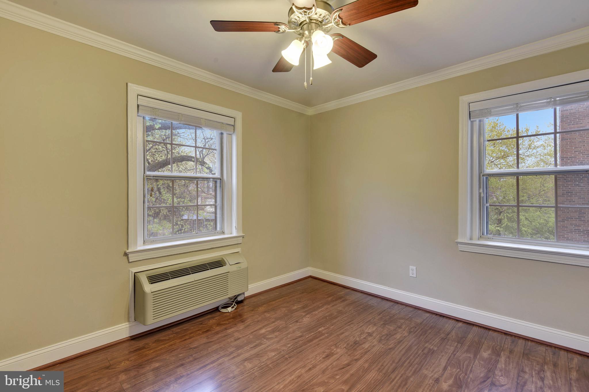 POTOWMACK CROSSING - Residential Lease