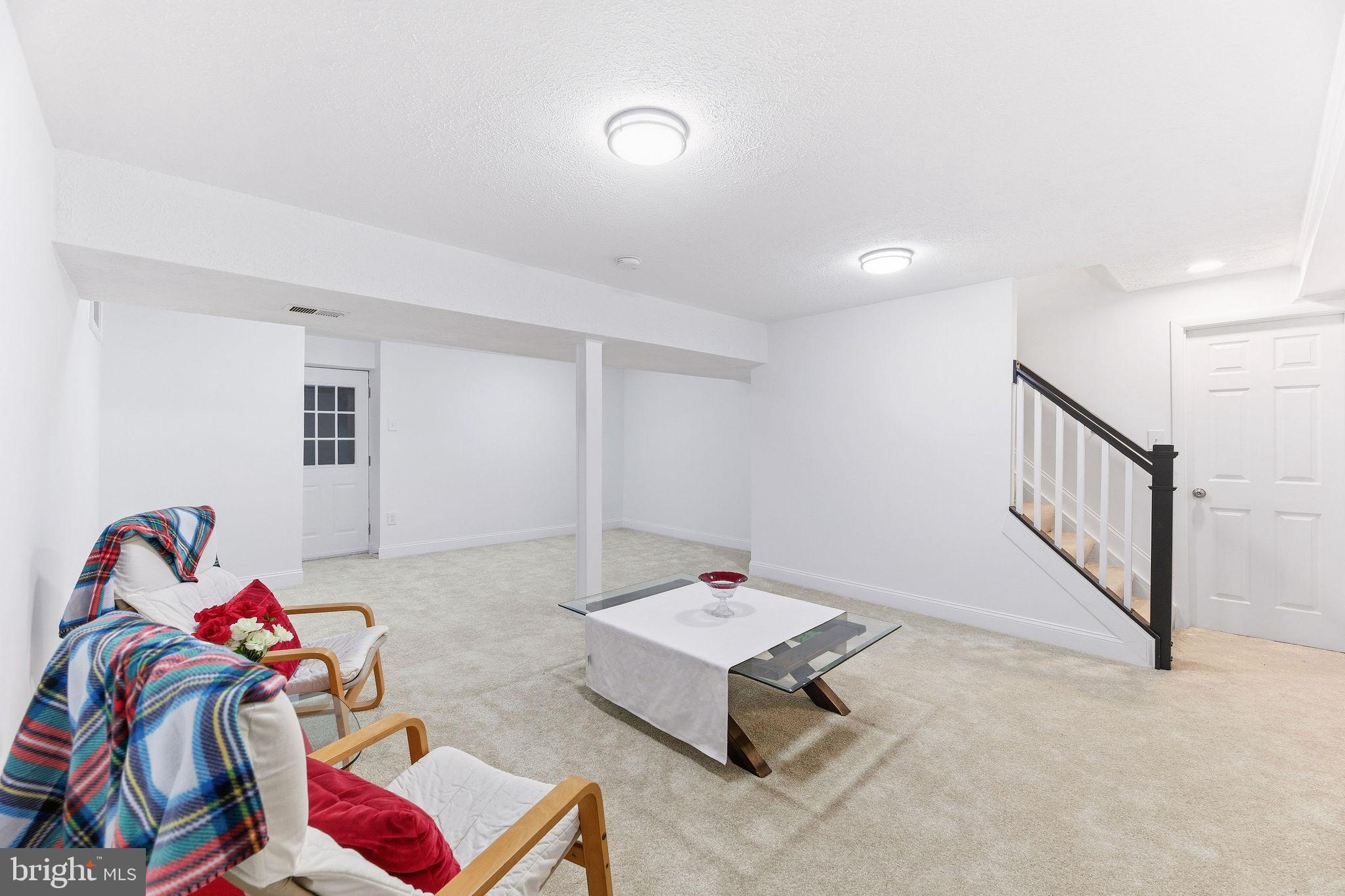 PROSPECT KNOLLS - Residential