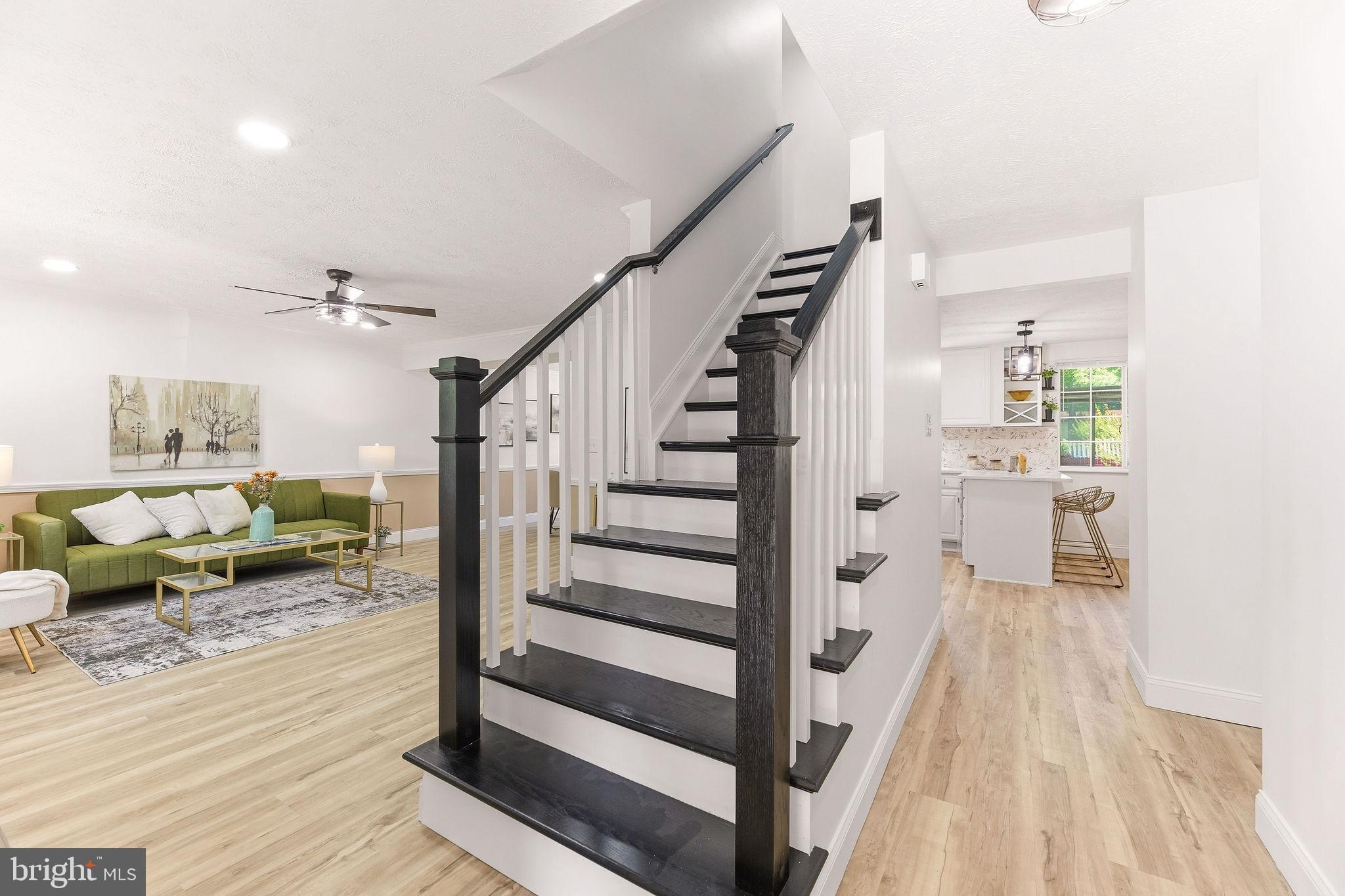 PROSPECT KNOLLS - Residential