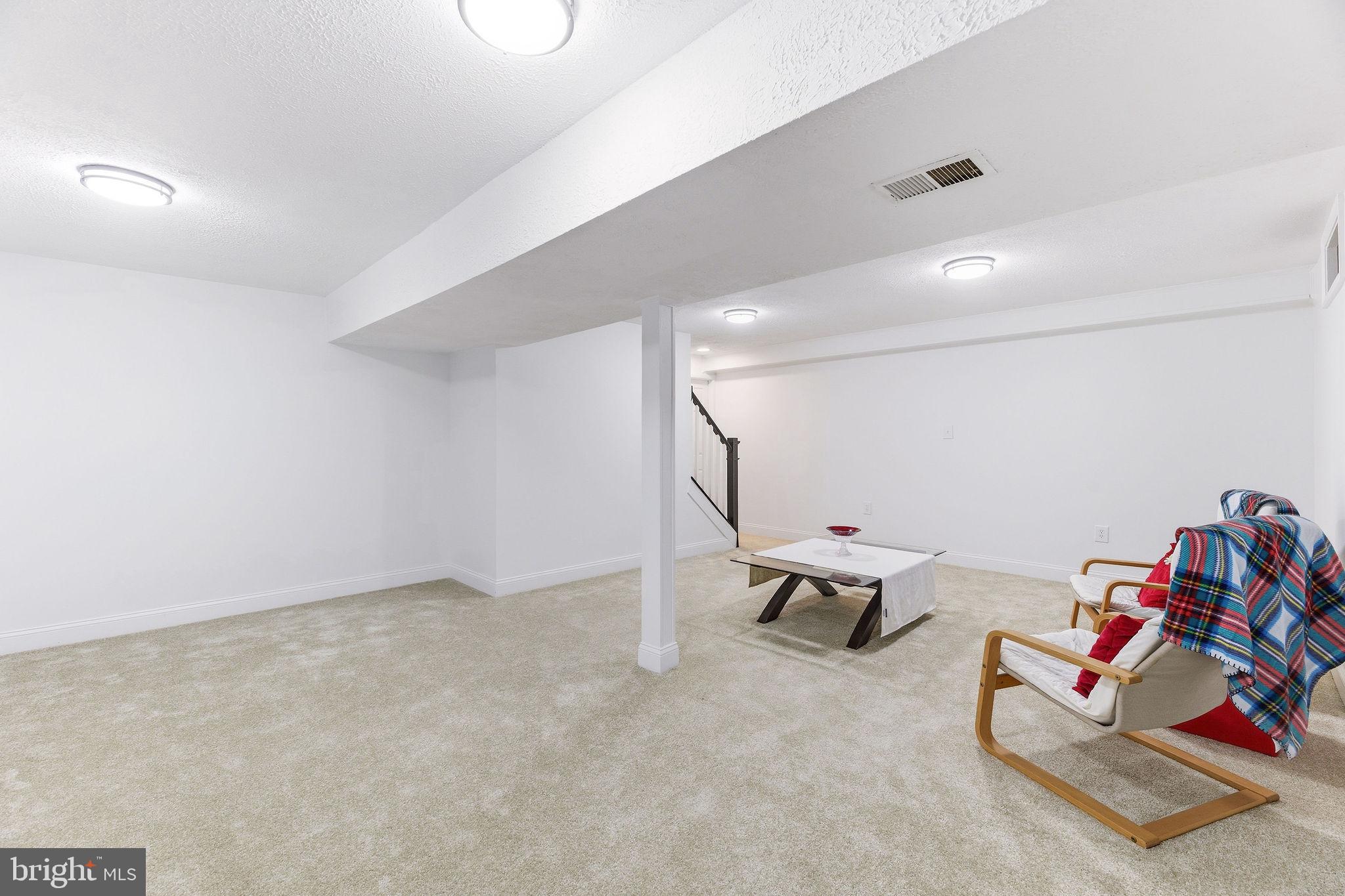 PROSPECT KNOLLS - Residential