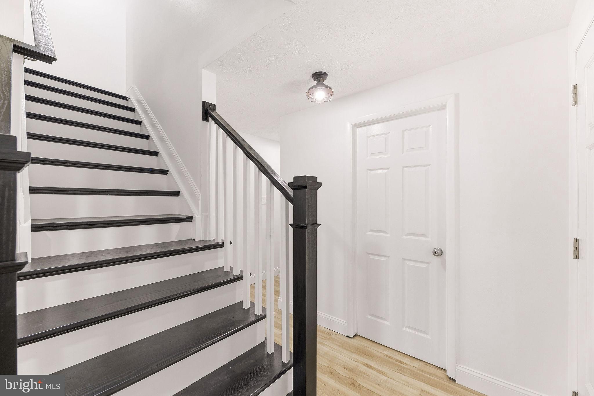 PROSPECT KNOLLS - Residential