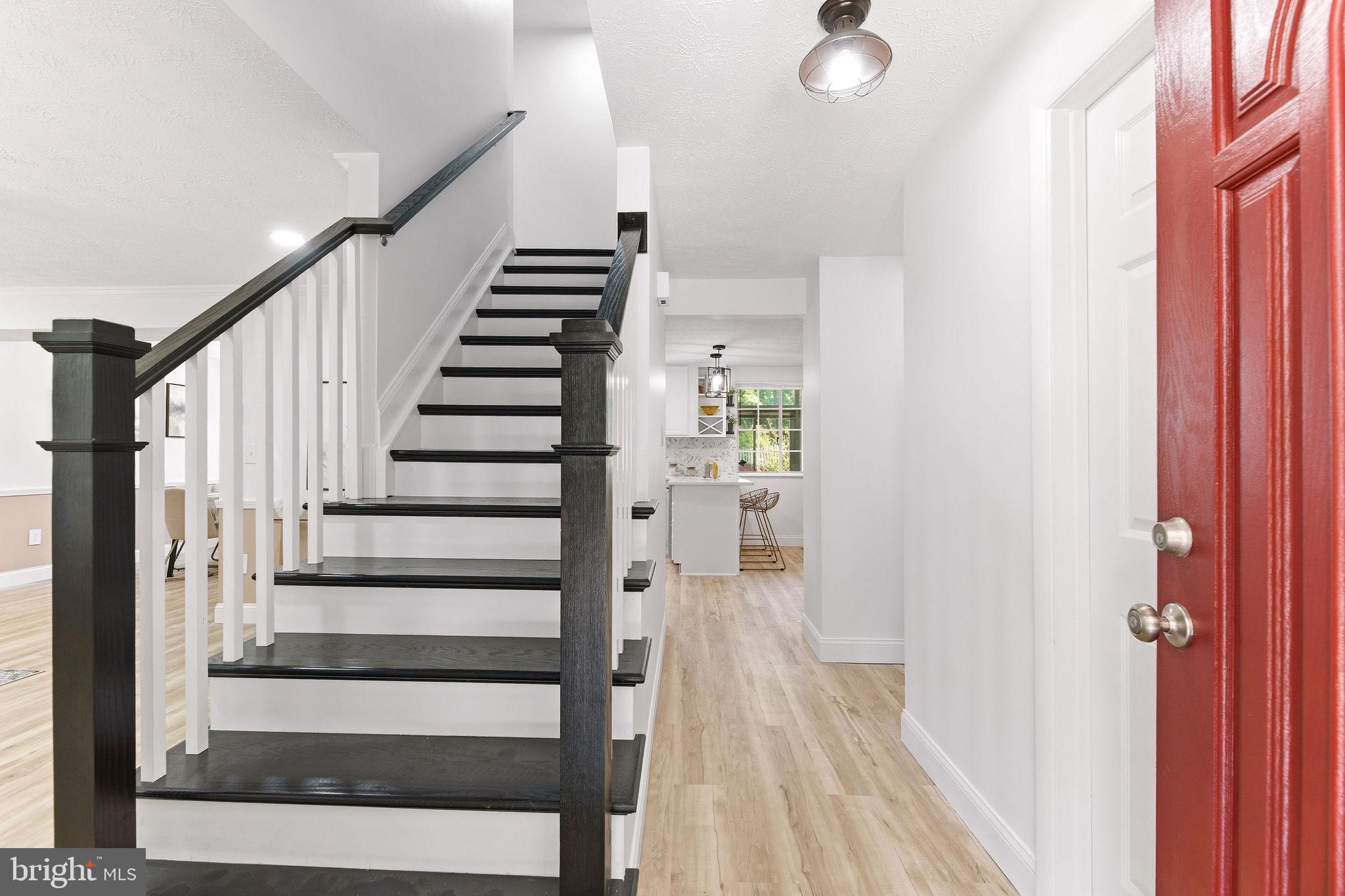PROSPECT KNOLLS - Residential