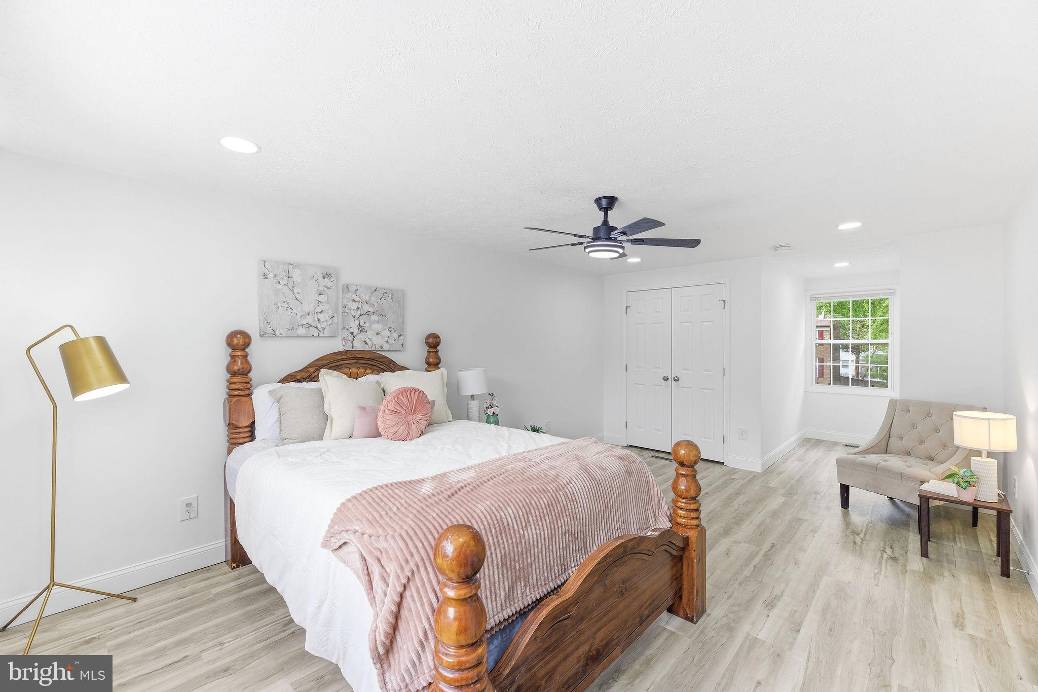 PROSPECT KNOLLS - Residential