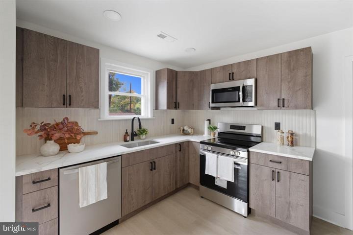 LANGHORNE TERRACE - Residential