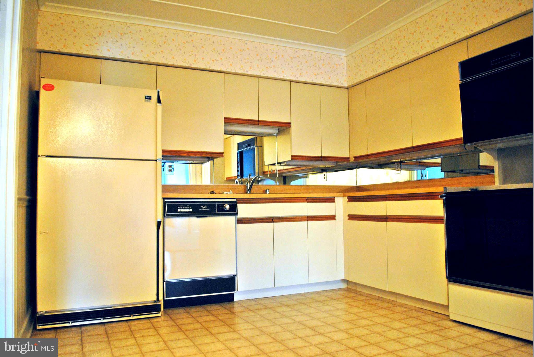 TOWSONGATE - Residential Lease