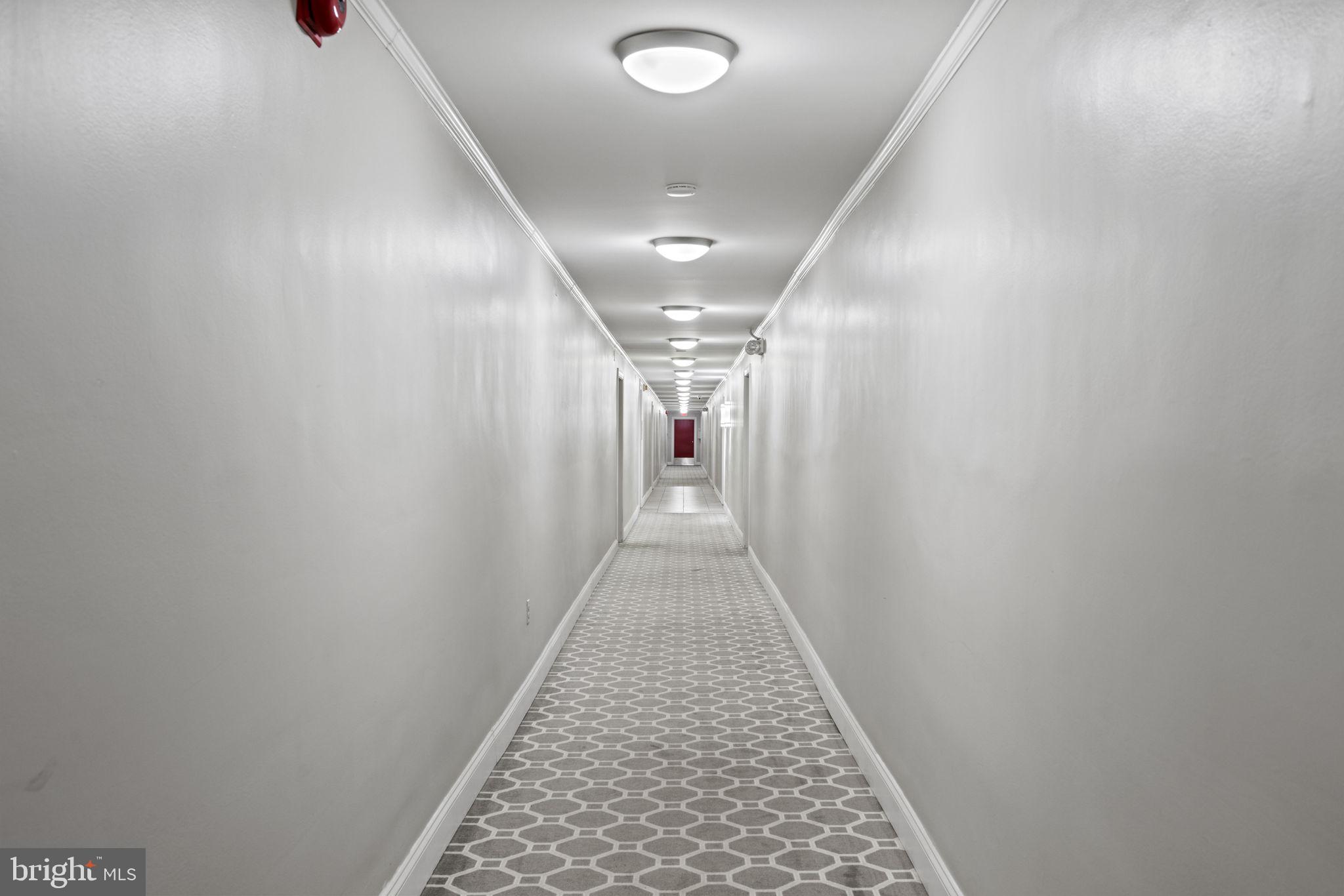 LAFAYETTE PARK CONDOMINIUM - Residential Lease