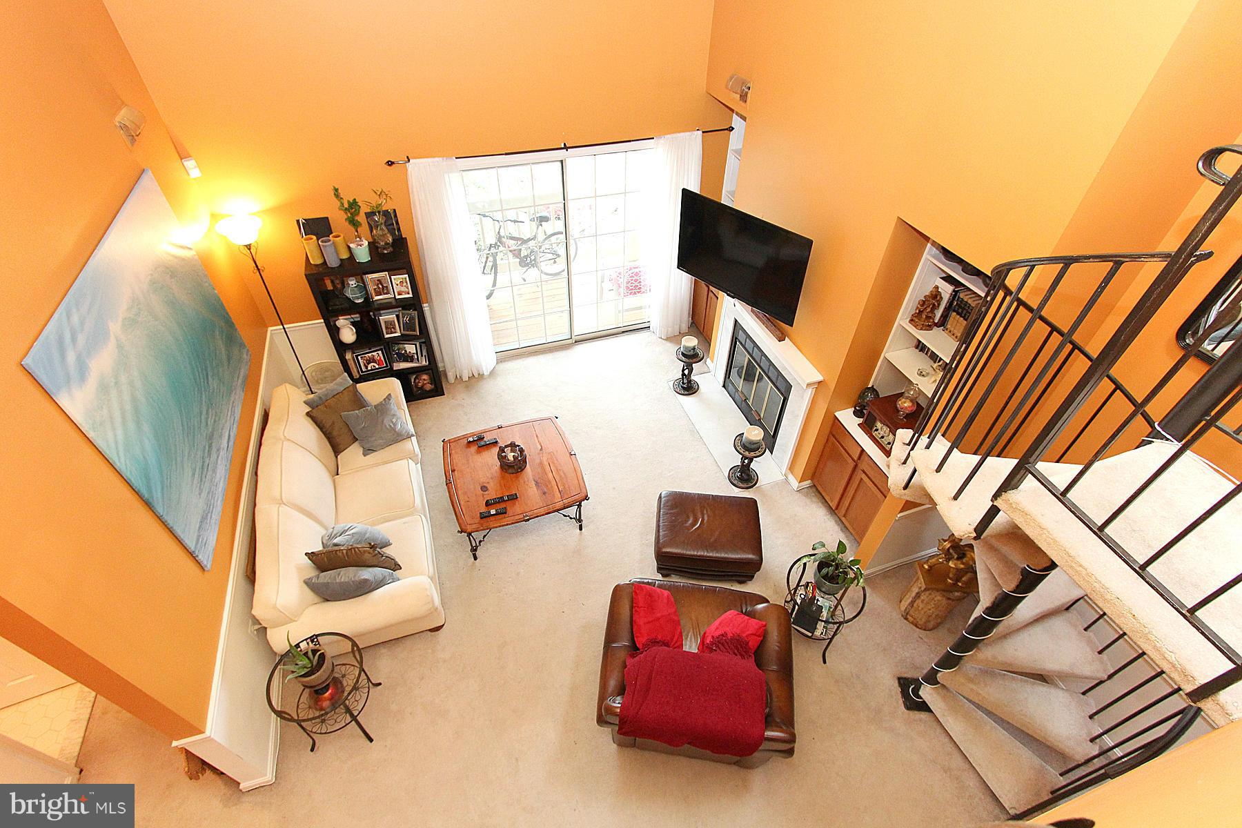 HAMPTON HOUSE - Residential