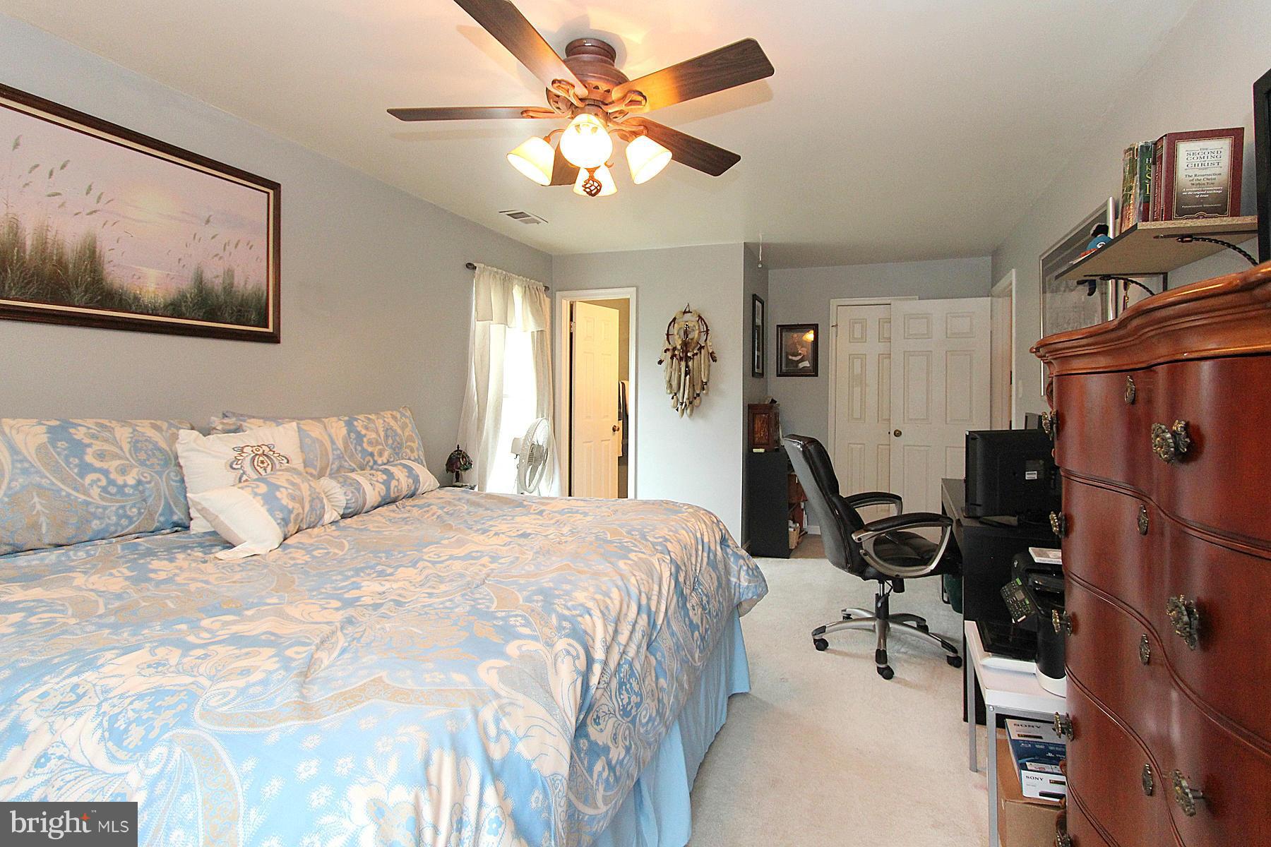 HAMPTON HOUSE - Residential