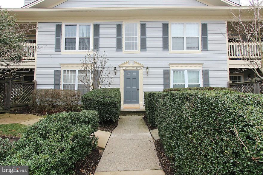 POPULAR LOCATION WITH LAKE RIDGE COMMUNITY AMENITIES. STEPS AWAY FROM SWIMMING POOL, PLAYGROUND, EXTRA PARKING, AND ELEMENTARY SCHOOL. ENJOY ACCESS TO 5 COMMUNITY POOLS, 2 COMMUNITY CENTERS, BOAT RAMP, TENNIS COURTS, FANTASY PLAYGROUND, SPORTS FIELDS AND MORE IN THIS QUAINT, ACTIVE LIFESTYLE COMMUNITY. EASY COMMUTING TO WASH DC, NEAR POTOMAC MILLS MALL, STONEBRIDGE TOWN CENTER, MARINE CORP MUSEUM.