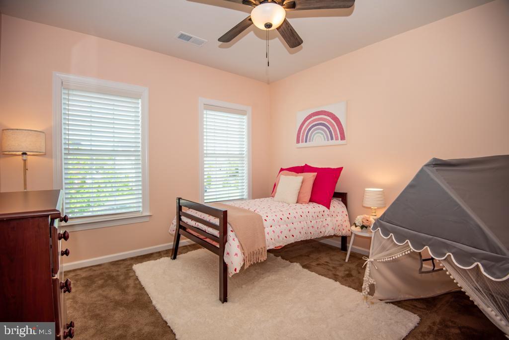 MOON GLADE FARM - Residential