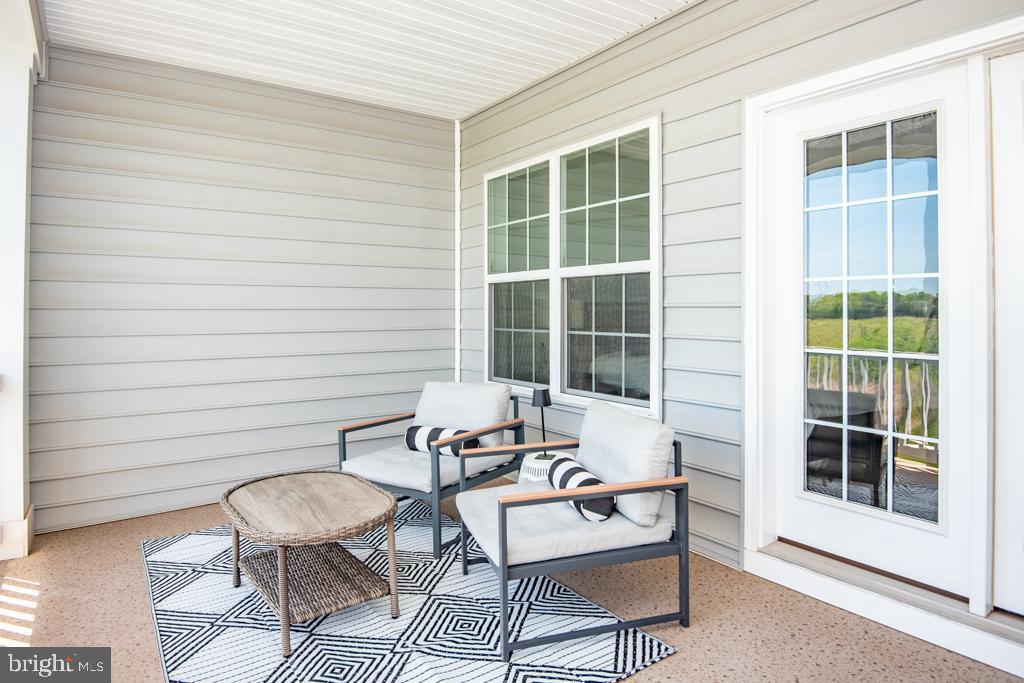 MOON GLADE FARM - Residential