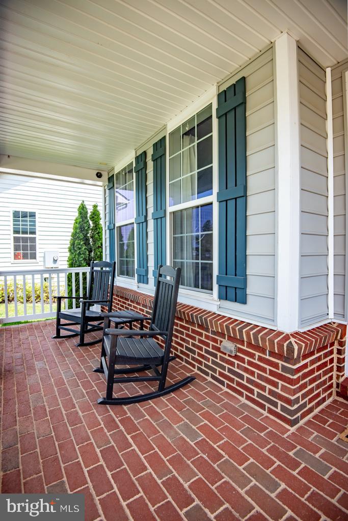 MOON GLADE FARM - Residential