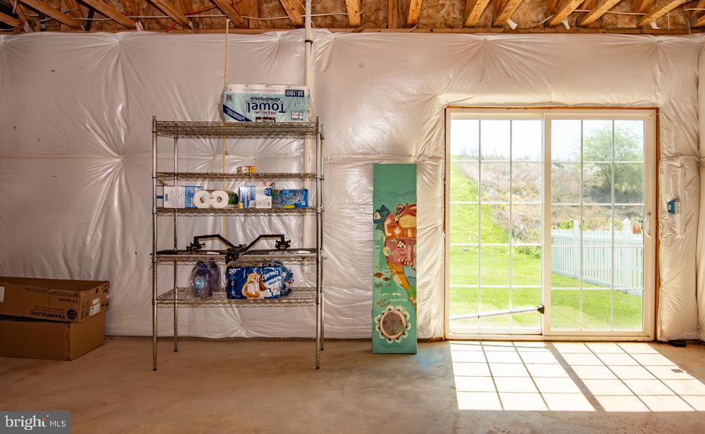 MOON GLADE FARM - Residential