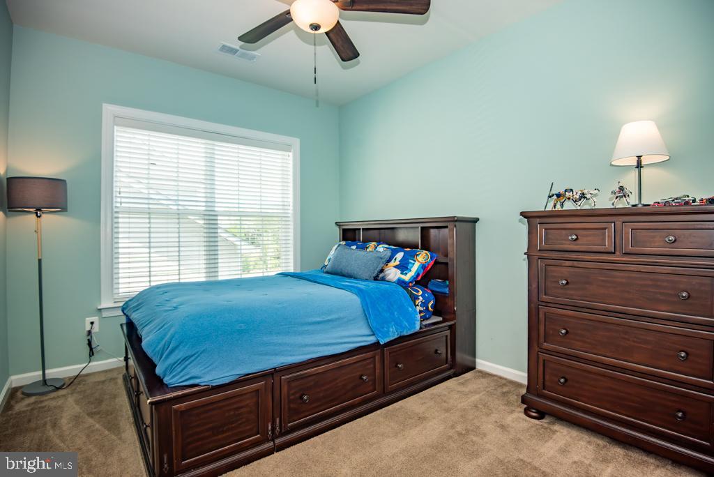 MOON GLADE FARM - Residential