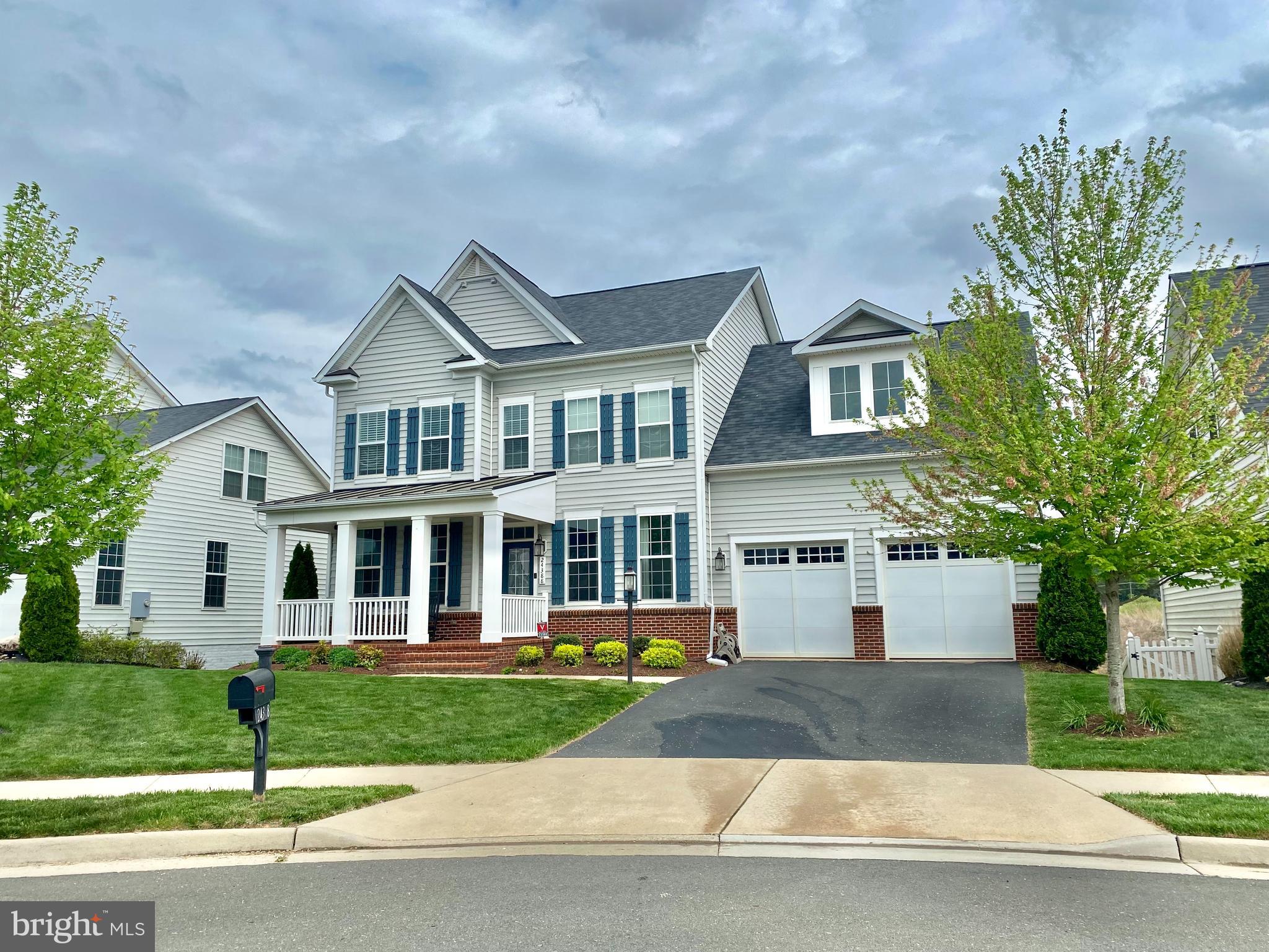 MOON GLADE FARM - Residential