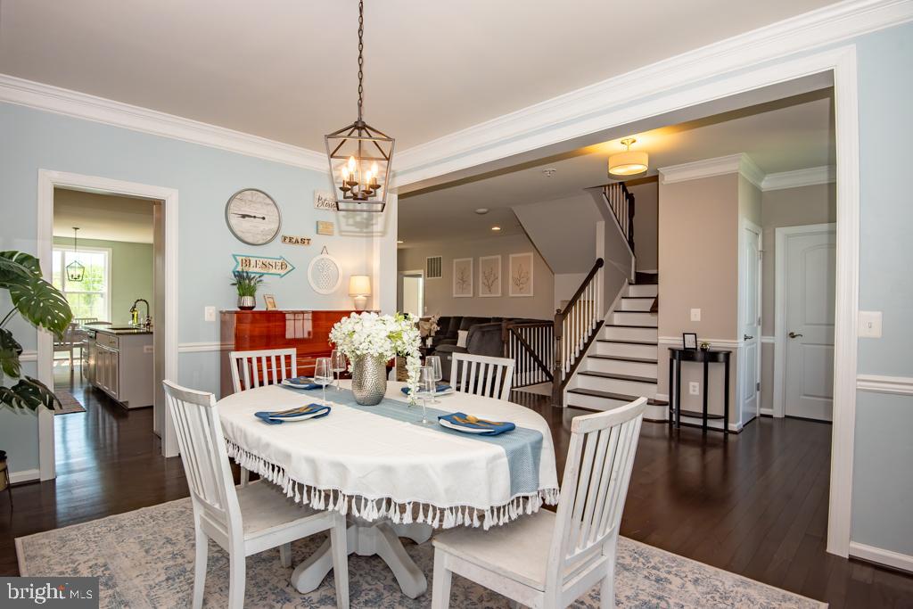 MOON GLADE FARM - Residential