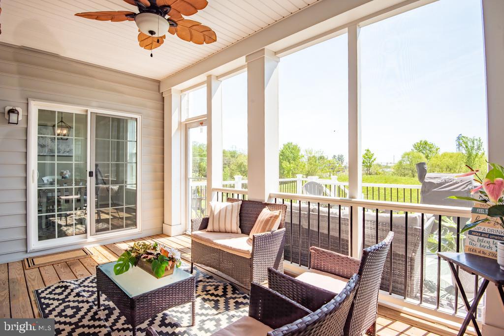 MOON GLADE FARM - Residential