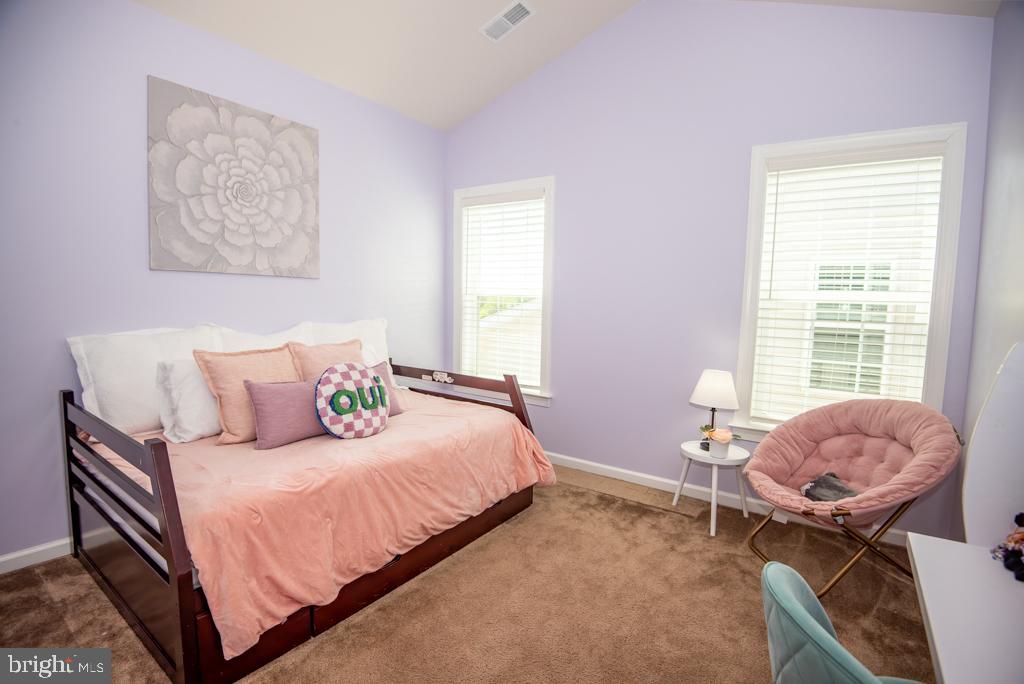 MOON GLADE FARM - Residential