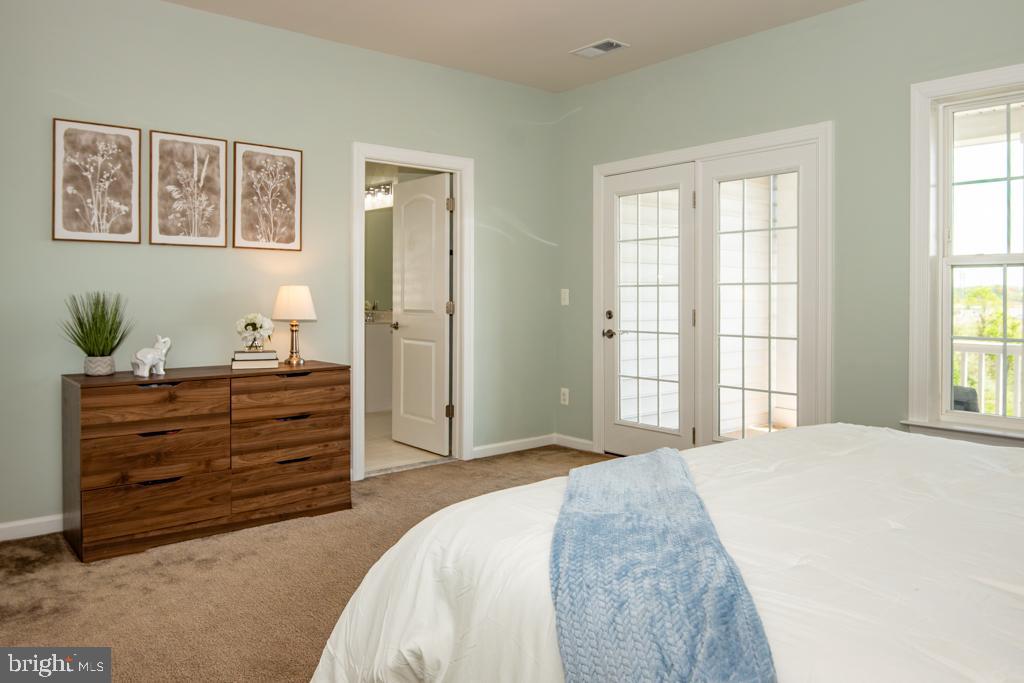 MOON GLADE FARM - Residential