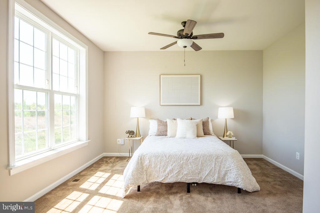 MOON GLADE FARM - Residential