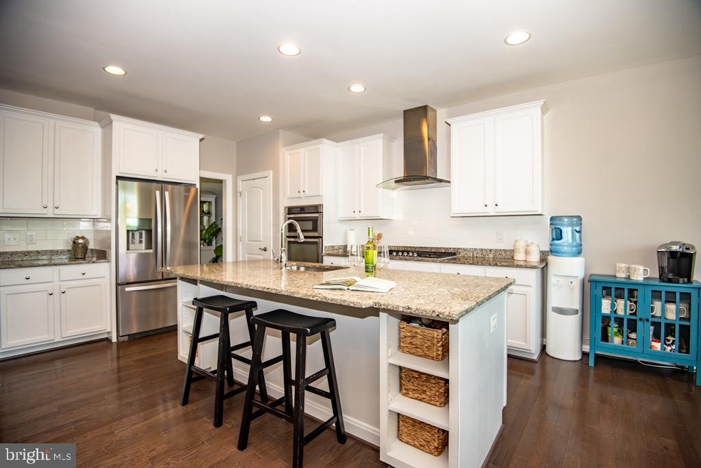 MOON GLADE FARM - Residential