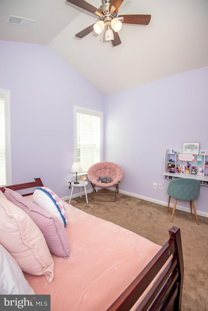 MOON GLADE FARM - Residential