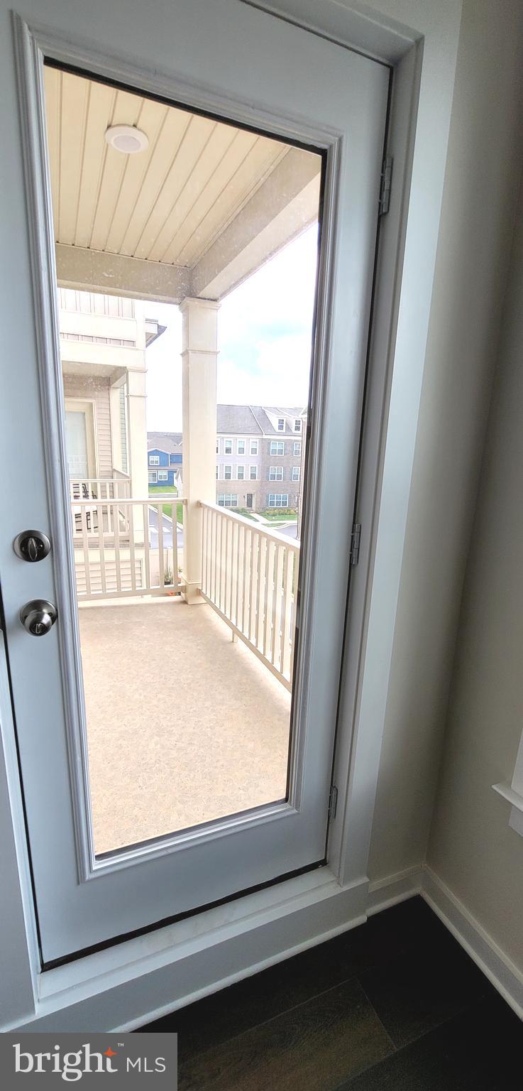 VILLAGES OF URBANA - Residential Lease