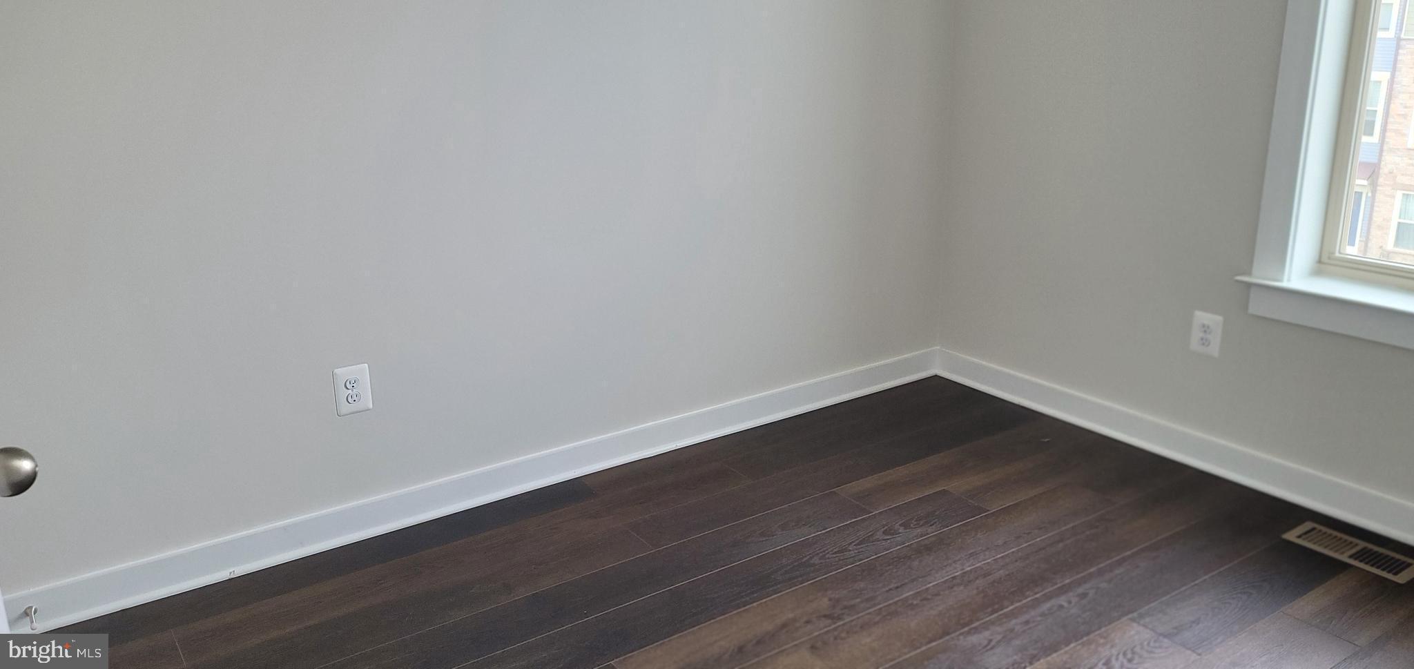 VILLAGES OF URBANA - Residential Lease