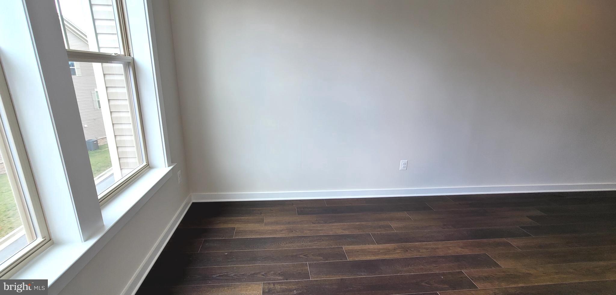 VILLAGES OF URBANA - Residential Lease