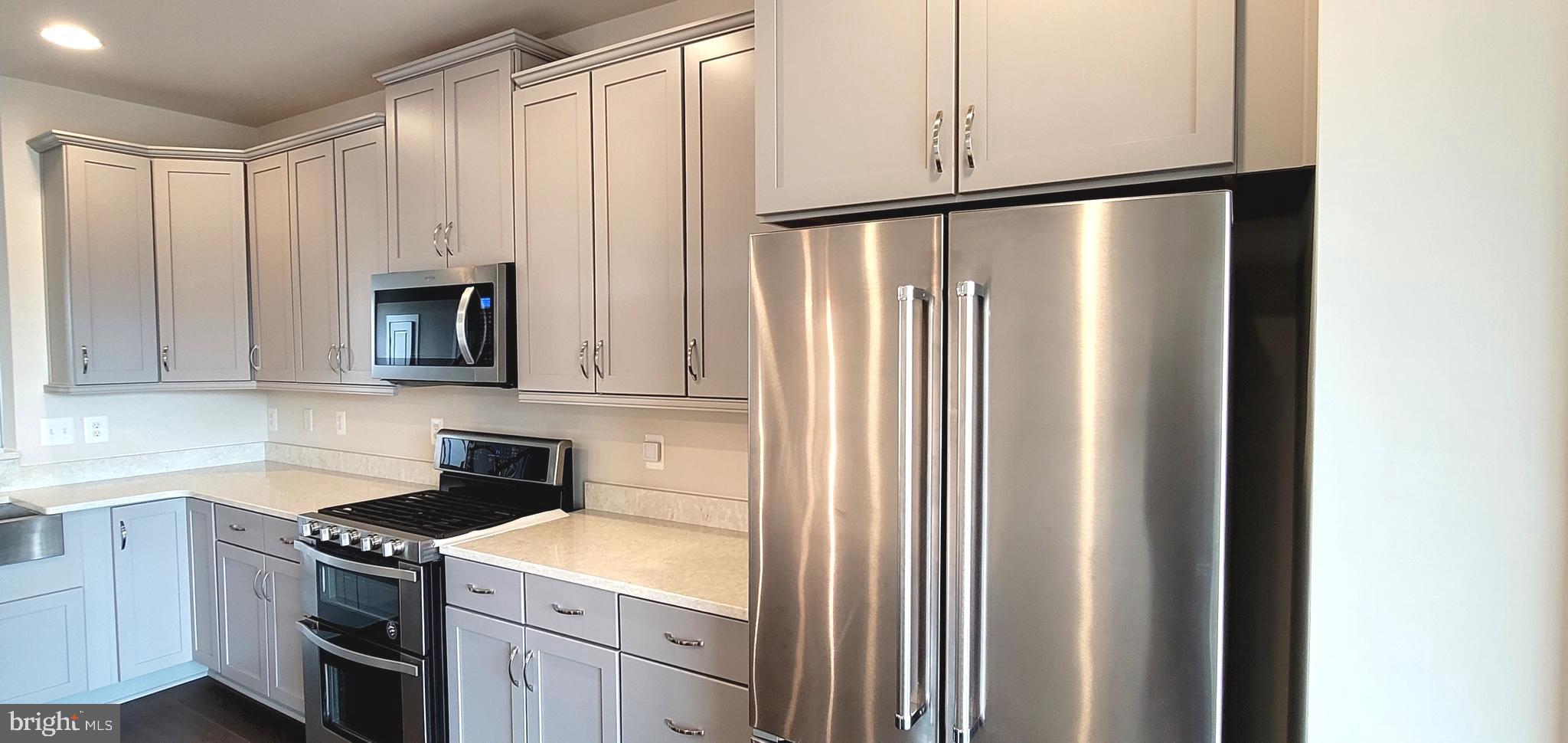 VILLAGES OF URBANA - Residential Lease