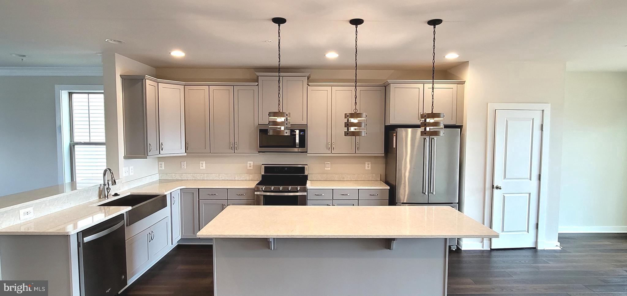 VILLAGES OF URBANA - Residential Lease