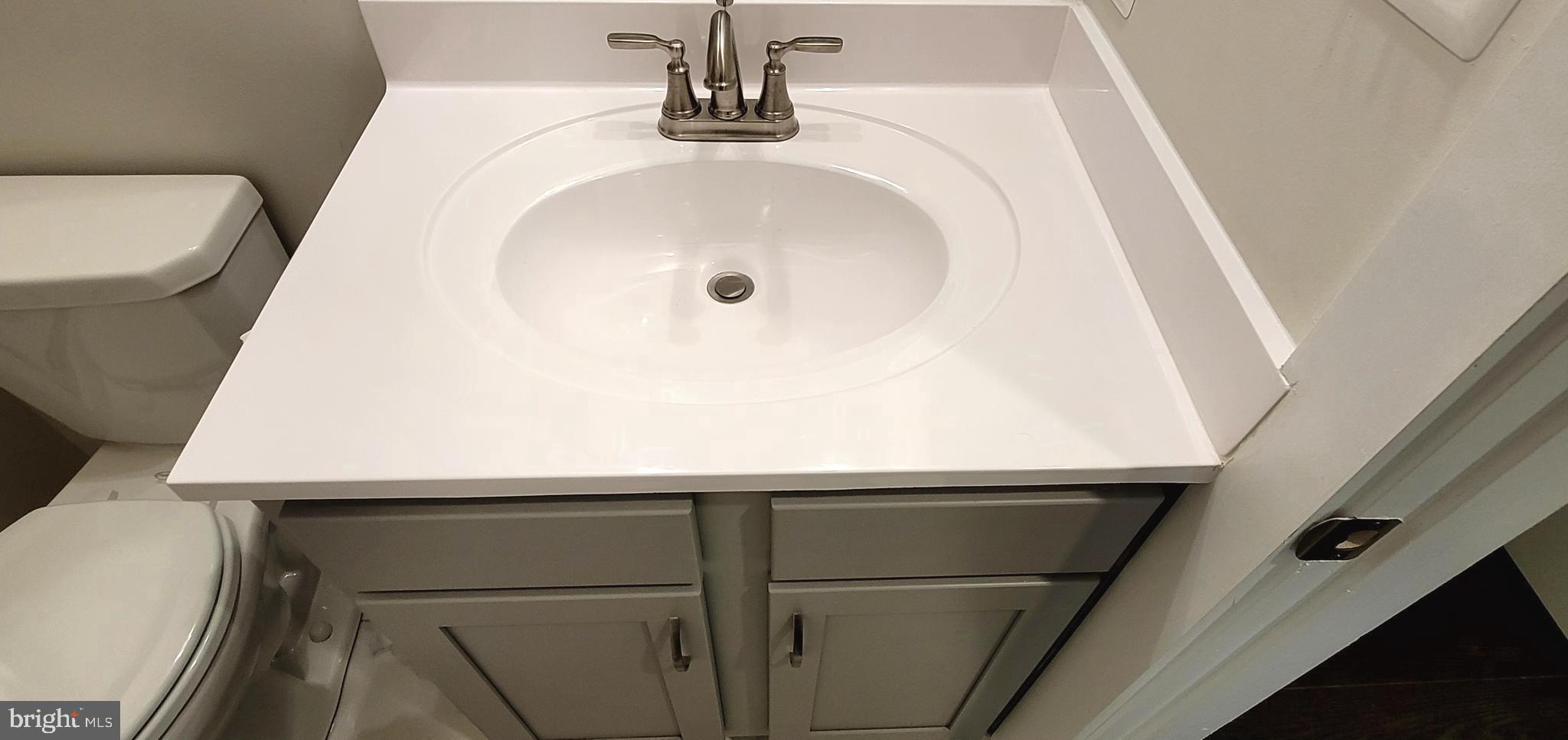 VILLAGES OF URBANA - Residential Lease