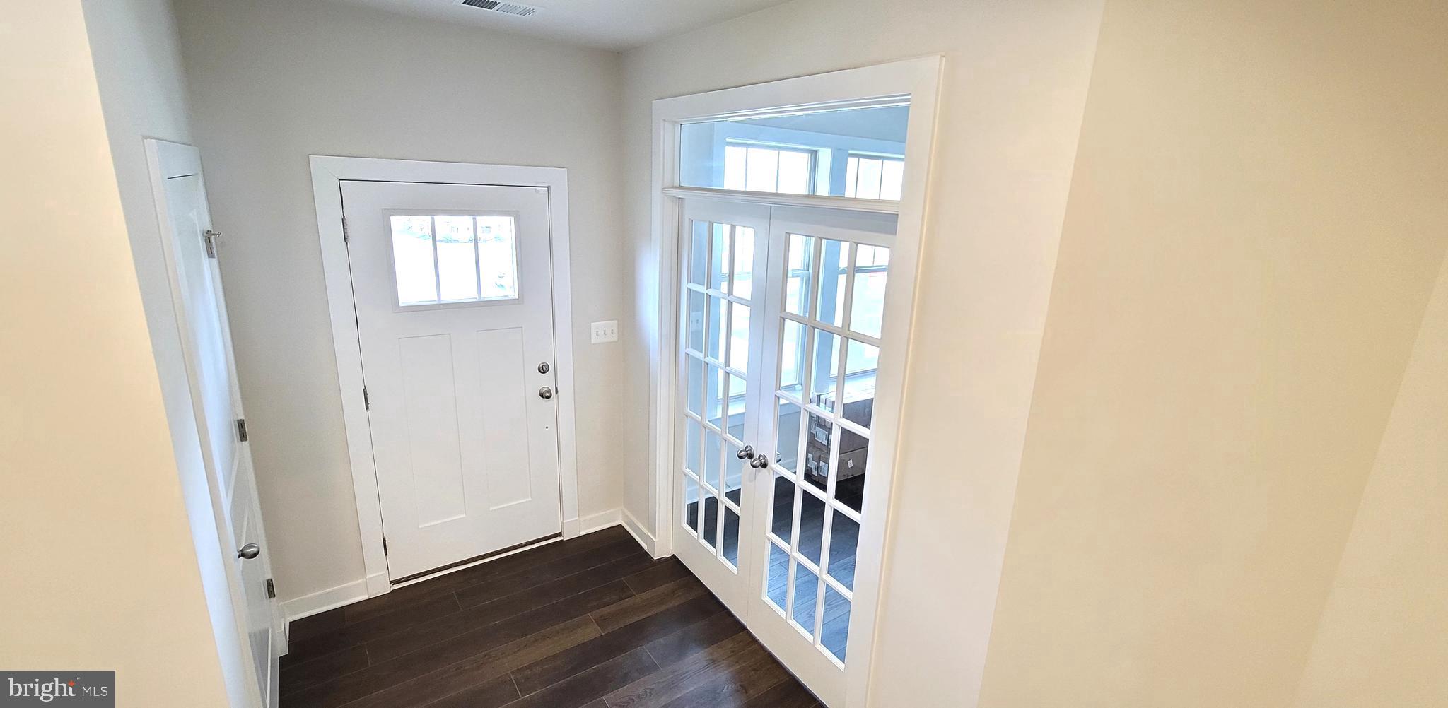 VILLAGES OF URBANA - Residential Lease