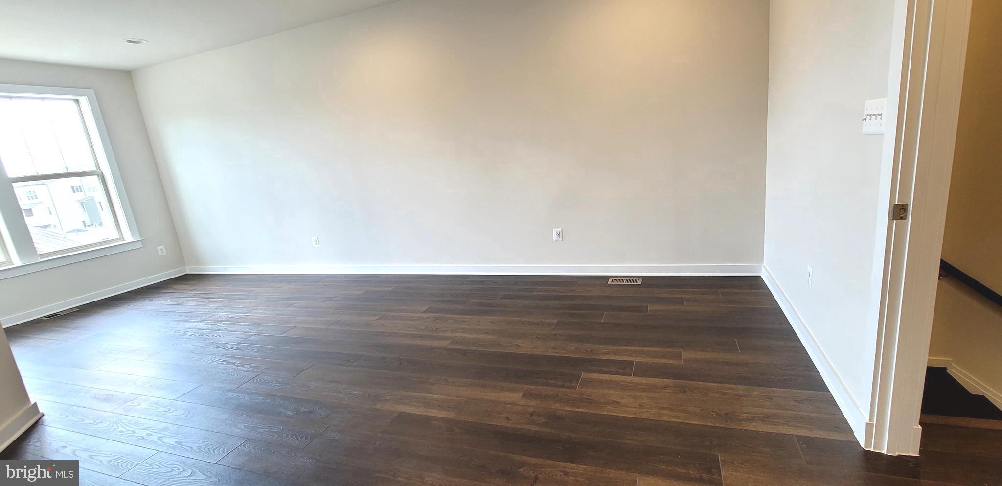 VILLAGES OF URBANA - Residential Lease