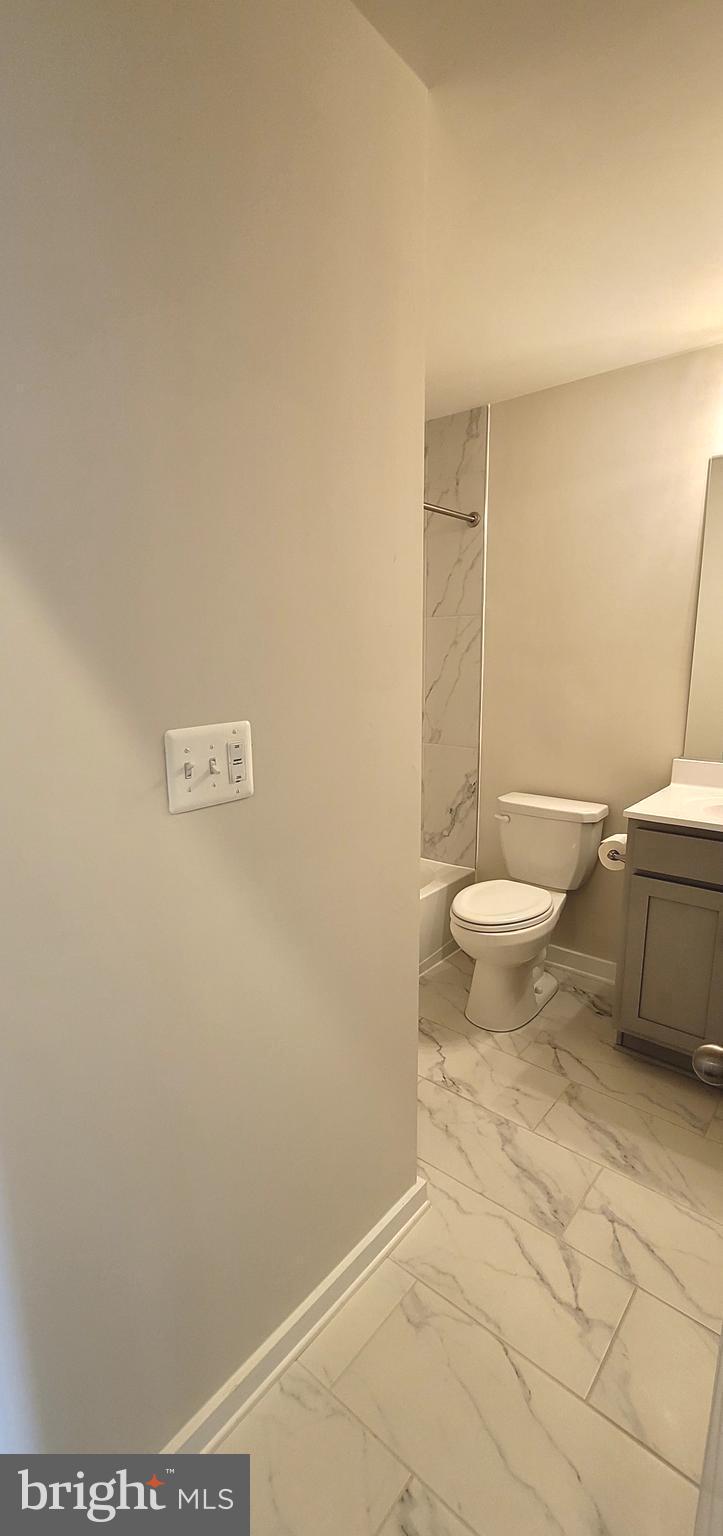 VILLAGES OF URBANA - Residential Lease