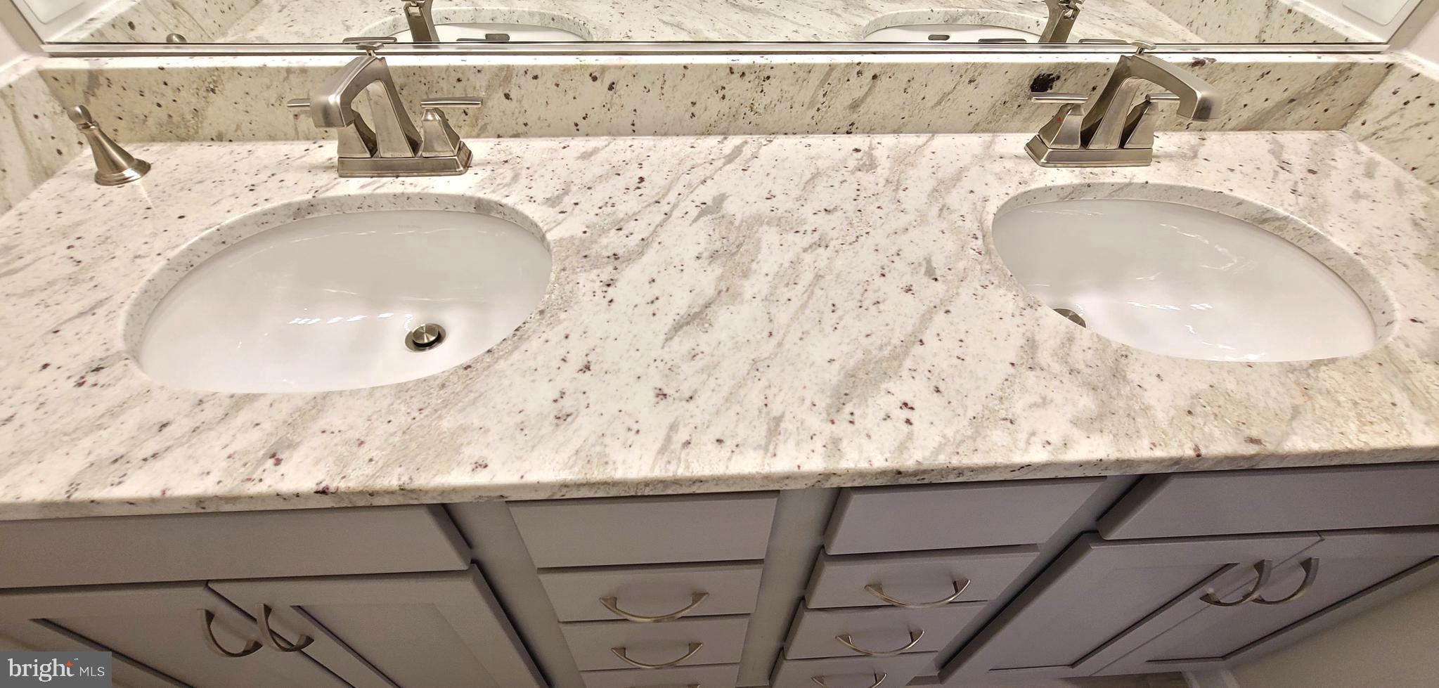 VILLAGES OF URBANA - Residential Lease