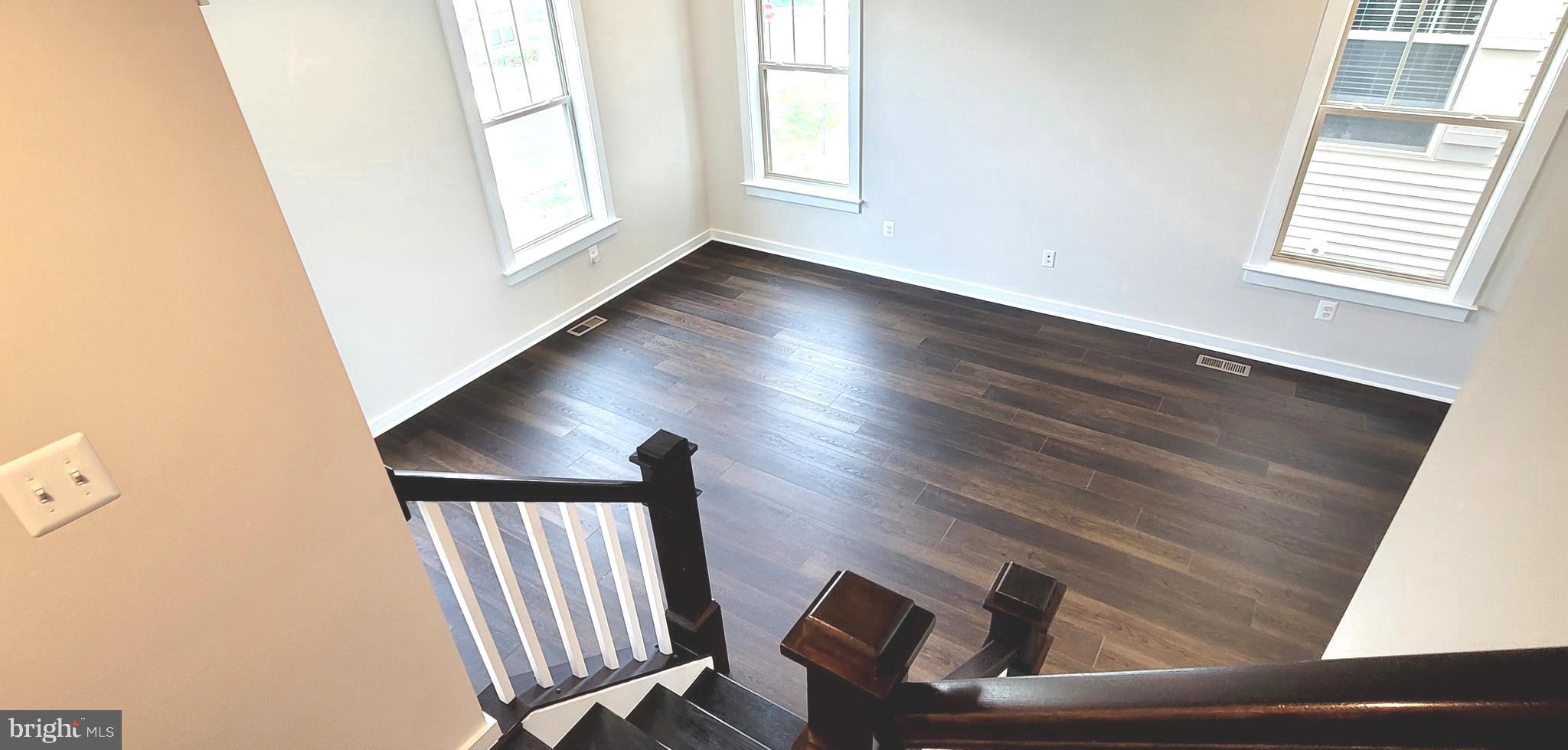 VILLAGES OF URBANA - Residential Lease