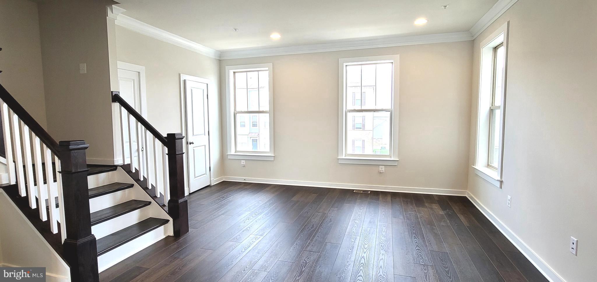 VILLAGES OF URBANA - Residential Lease