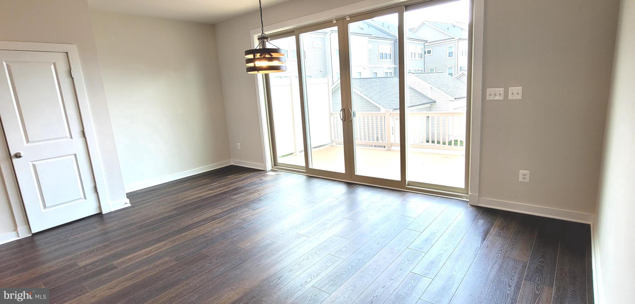 VILLAGES OF URBANA - Residential Lease