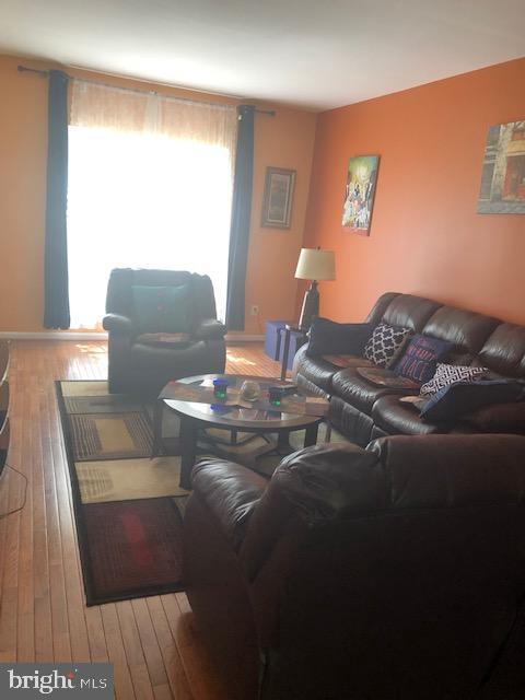 WEXFORD - Residential Lease