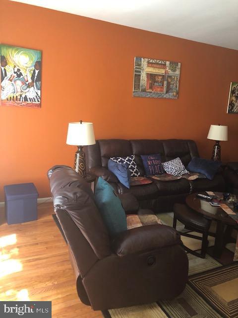 WEXFORD - Residential Lease